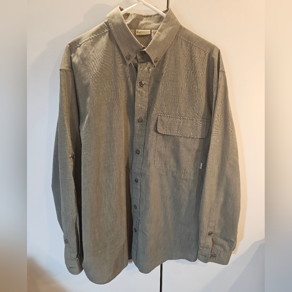 Men's Gray Button-Up Shirt